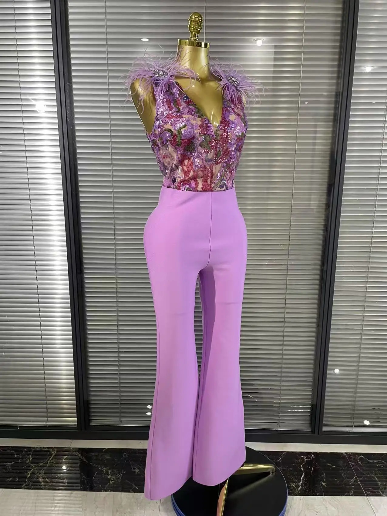 Light Purple Women Sleeveles Sexy V-Neck Shinning Sequins Feathers Bodycon Bandage Long Jumpsuit Nightclub Party Celebrate Wear 250823