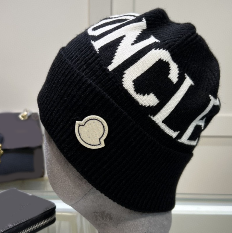 Men's Monclair Beanie Designer Lettering Cold HatWomen's Cashmere Knit Hat, Casquette Luxury Snow Warm Hat Mountaineering Windbreaker Christmas Gift