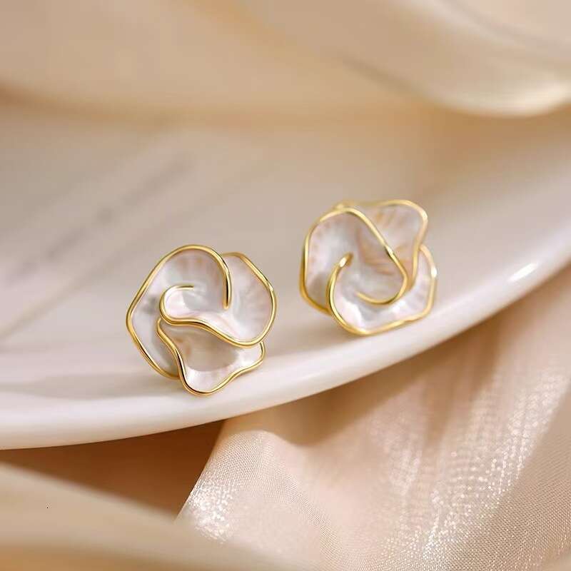 Fashion Jewelry Earrings Hot selling 18K gold-plated luxury studs geometric famous women's round diamond crystal pearl earrings