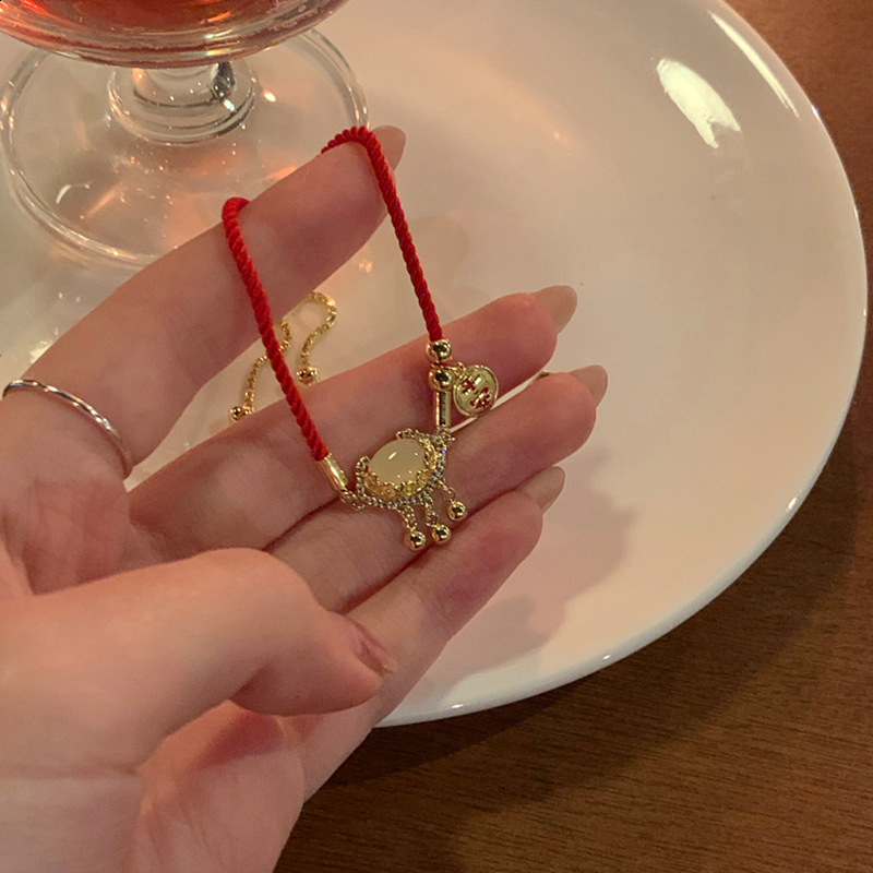 Peaceful and Auspicious Lock Bracelet for Women 2023 New Long Life Lock Zodiac Year Exquisite Woven Red Bracelet Gift for Best Friend 250425