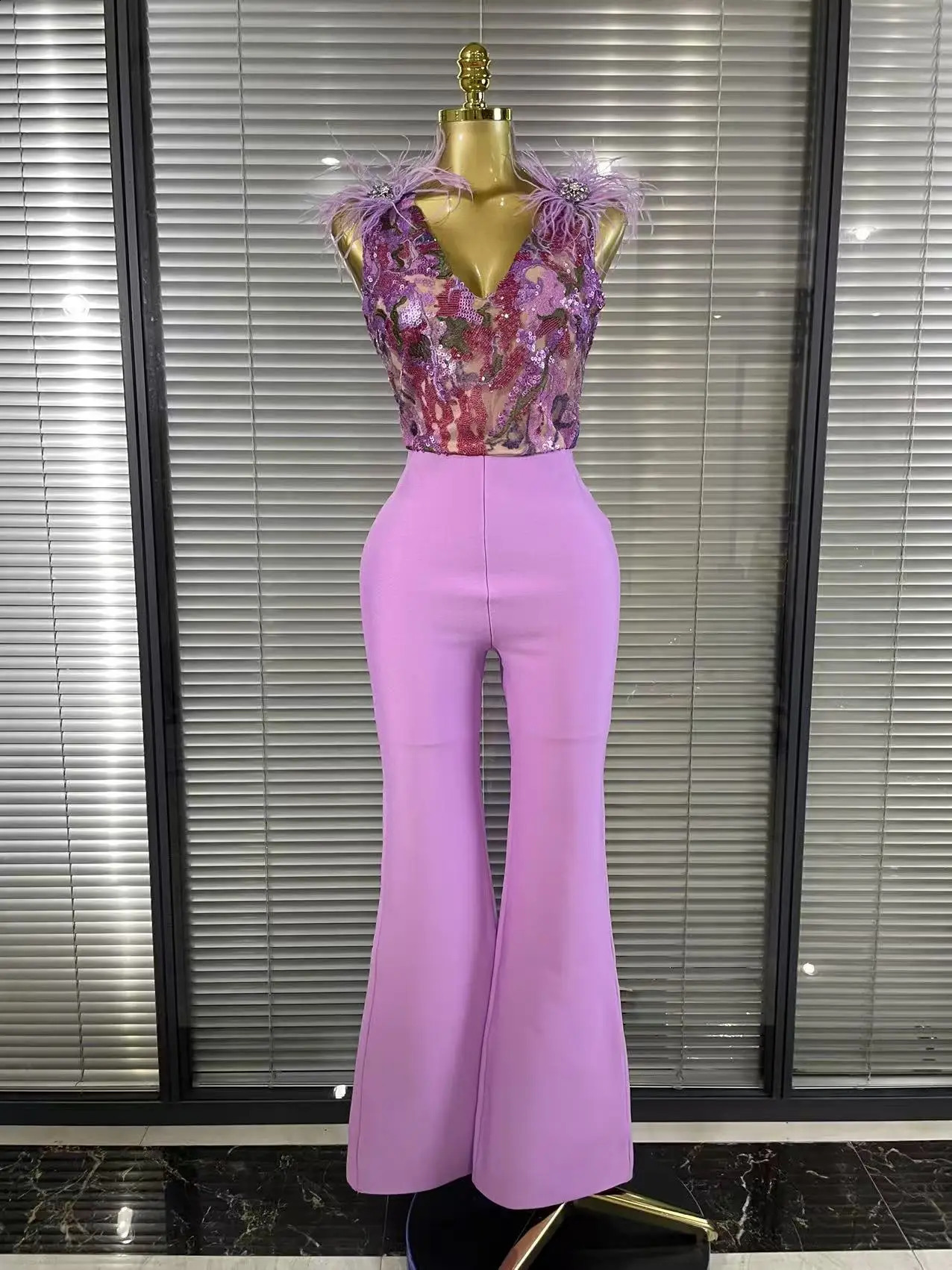 Light Purple Women Sleeveles Sexy V-Neck Shinning Sequins Feathers Bodycon Bandage Long Jumpsuit Nightclub Party Celebrate Wear 250823
