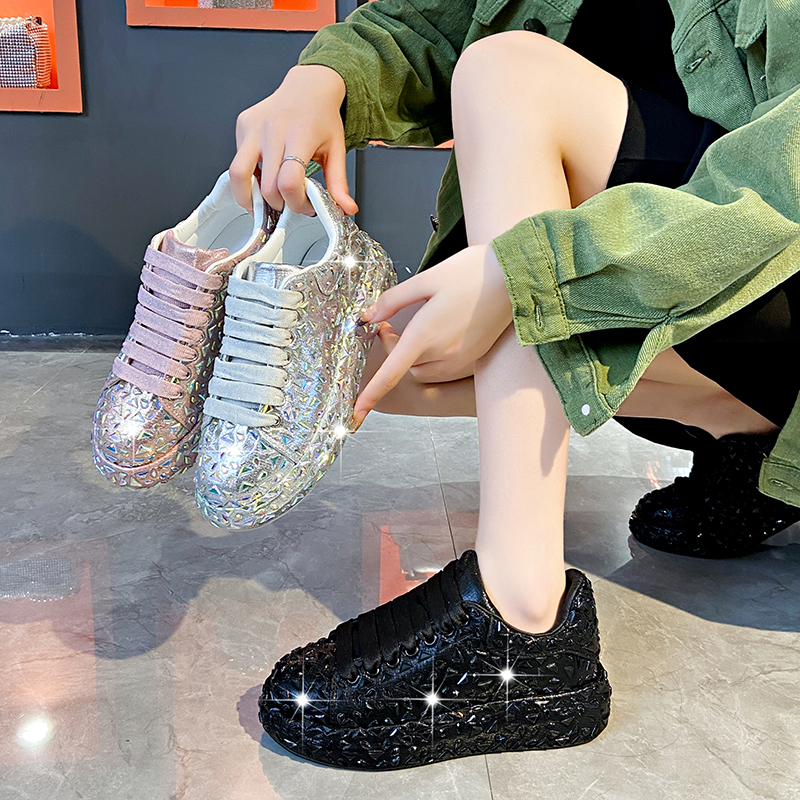 Designer Leather Women Shoes New Style Fashion Flat Shoes Platforms Sneakers Tide Shine Bling Luxury Rhinestone Shoes Trendy Shining Water Diamond Cas