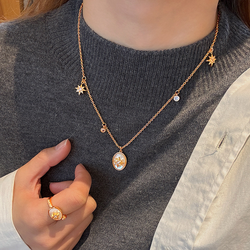 Real Gold Plated Dia Inlaid Mother-of-Pearl Oval Necklace Light High-End Clavicle Chain Palace Style Women's Jewelry - view 3