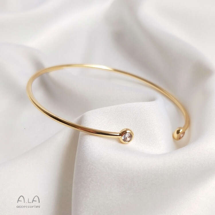 uxury Cubic Zirconia Cuff Gold Plated Zirconia Bracelet for Women Elegant Open Bangle lfashion Jewelry for Wedding daily Wear