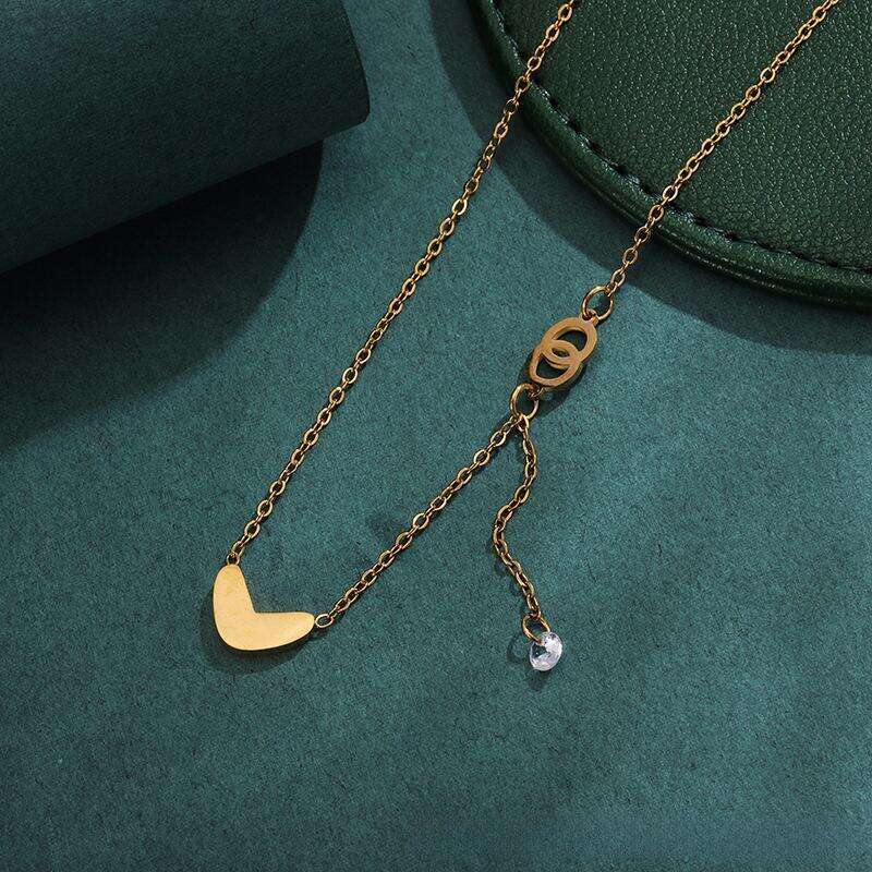 Non Fading Collarbone Chain New Titanium Steel Necklace for Women Niche Versatile Simple Personality Temperament Jewelry Trend