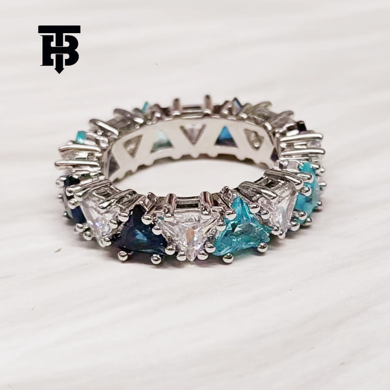 TB BHULAMTE New Product Designer Shiny Gradient Triangle Cut Diamond Ring Personalized Temperament Women's Round Simple Accessories Luxury Jewelr