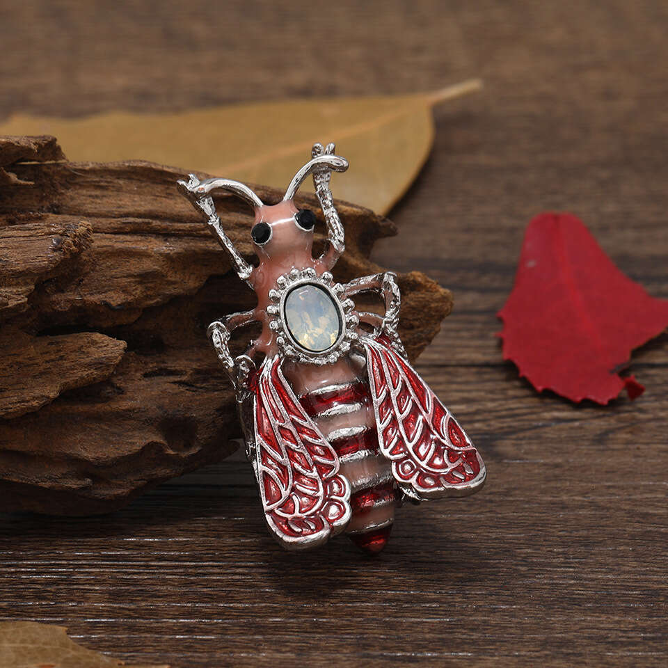 insect Brooch women Men inlay Rhinestone Pearl Brooches Gold Silver Metal Broochs Pin Christmas Party Gifts Scarf Accessories High Quality Classical J