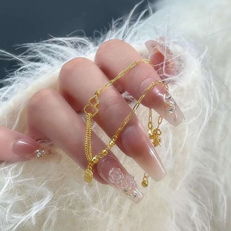 Simple and fashion trend Luxury Diamond Charm Bracelet Fashion Trendy Letter pendant Gold Jewelry Accessories Love Gift good