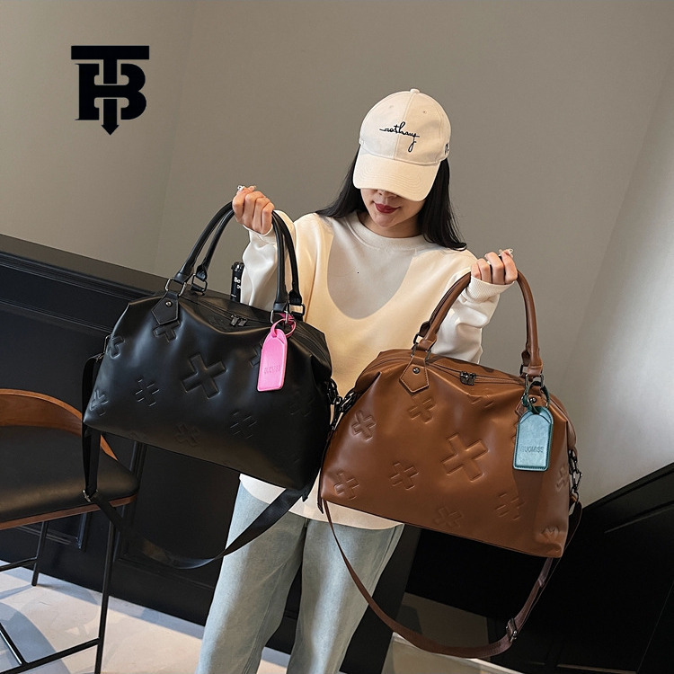 TB BHULAMTE Free Shipping Designer Luxury Women's Large Capacity Travel Bag Fashionable Hand-held Fitness Bag Shoulder And Crossbody Luggage Stor