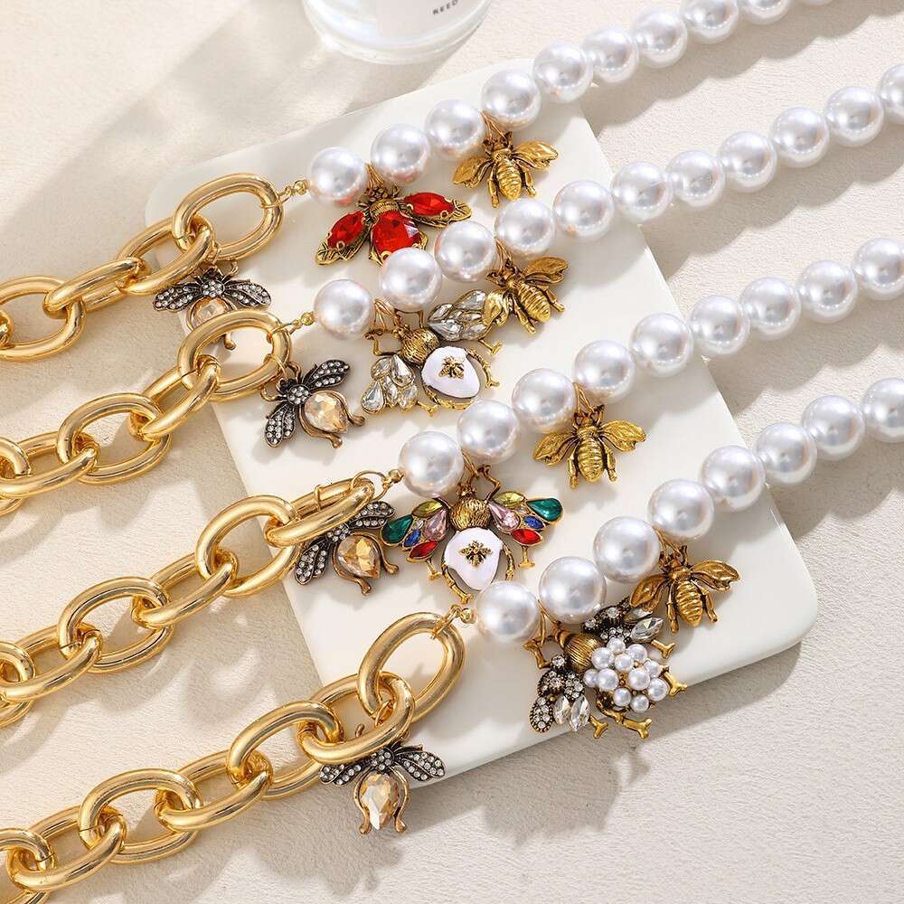 Pearl chain Classic Pendants Necklaces Choker Chain Jewelry Accessories Gold Plated Stainless Steel Crystal Round Pendant Necklace