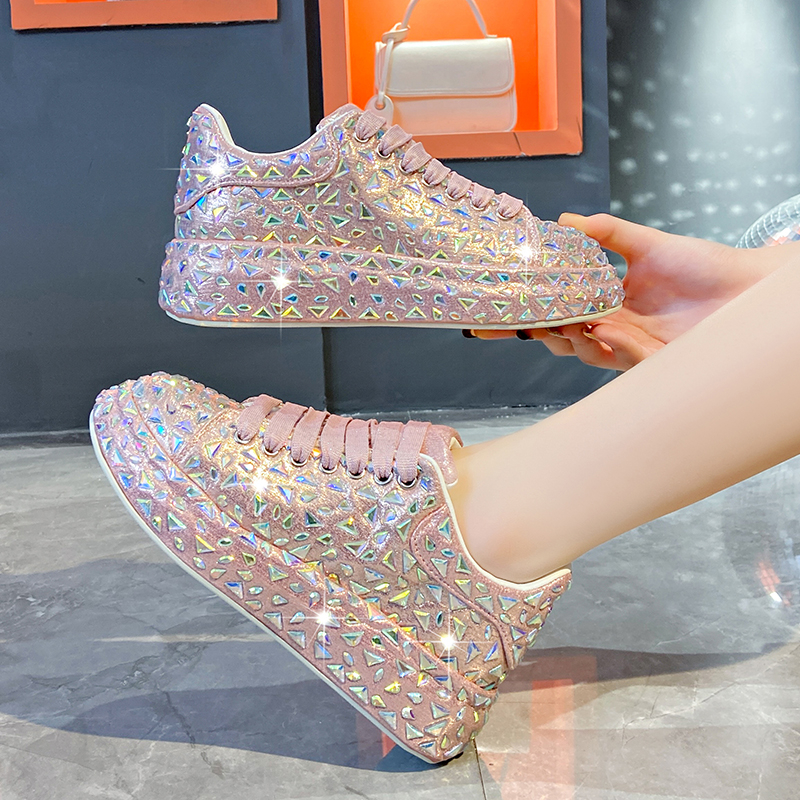 Designer Leather Women Shoes New Style Fashion Flat Shoes Platforms Sneakers Tide Shine Bling Luxury Rhinestone Shoes Trendy Shining Water Diamond Cas