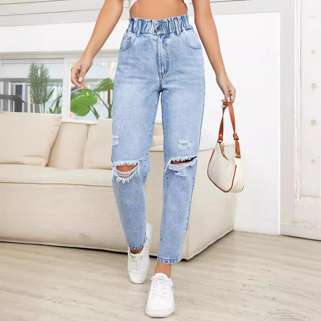 Japan and South Korea Casual Washed Ripped Jeans for Women Spring Summer Straight Nine Minutes of Pants Z260313