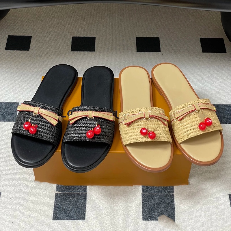 Designer Women's Slippers Casual Fashion Strawberry Metal Buckle Slippers Printed Color-Blocked Beach Shoes for Everyday Wear Boho Style Plus 35-42