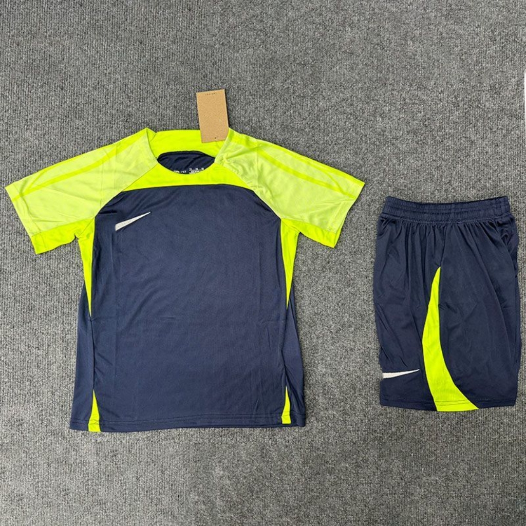 Tracksuit Mens Designer Tech Set T Shirts Shorts Two-Piece Womens Print Quick Drying And Breathable Sportswear Basketball Tracksuits Football