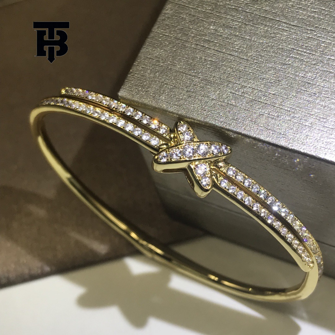 TB BHULAMTE New Four Leaf Clover Women's Cross Bracelet European And American Full Diamond High-end Fashion Accessory Free Shipping Luxury Temper