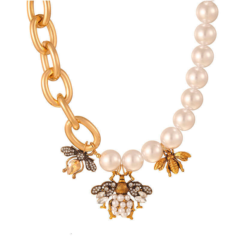 Pearl chain Classic Pendants Necklaces Choker Chain Jewelry Accessories Gold Plated Stainless Steel Crystal Round Pendant Necklace