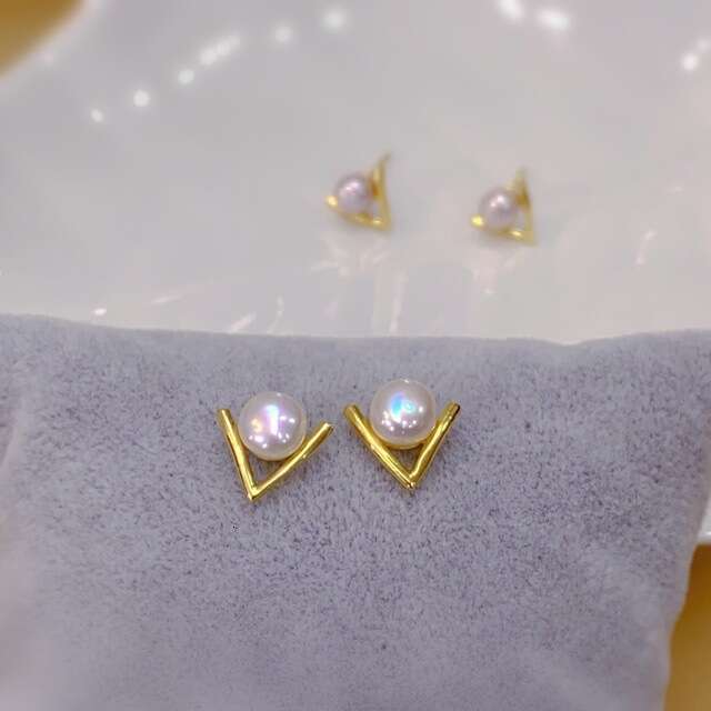 Elegant Freshwater Pearl Camellia Flower Stud Earrings Fashion Wedding women Luxury Diamond Zircon Stud Ball Pearl Earring Jewelry Nice Gift