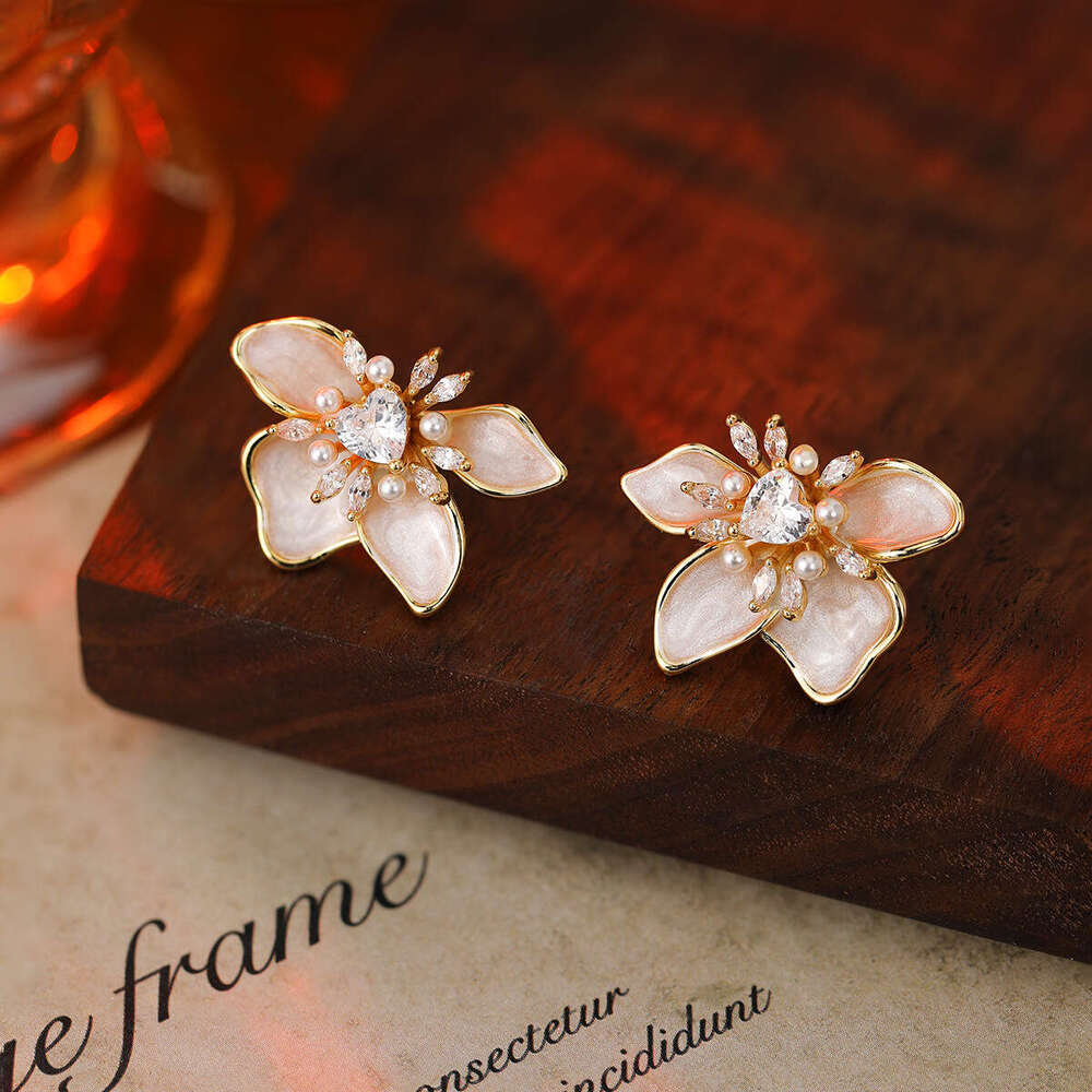 Delicate and small camellia earrings classic Mossanite Screw Back Earrings Luxury Jewelry Ear Stud For Men Women Earrings Gold Earing Classic jewelry