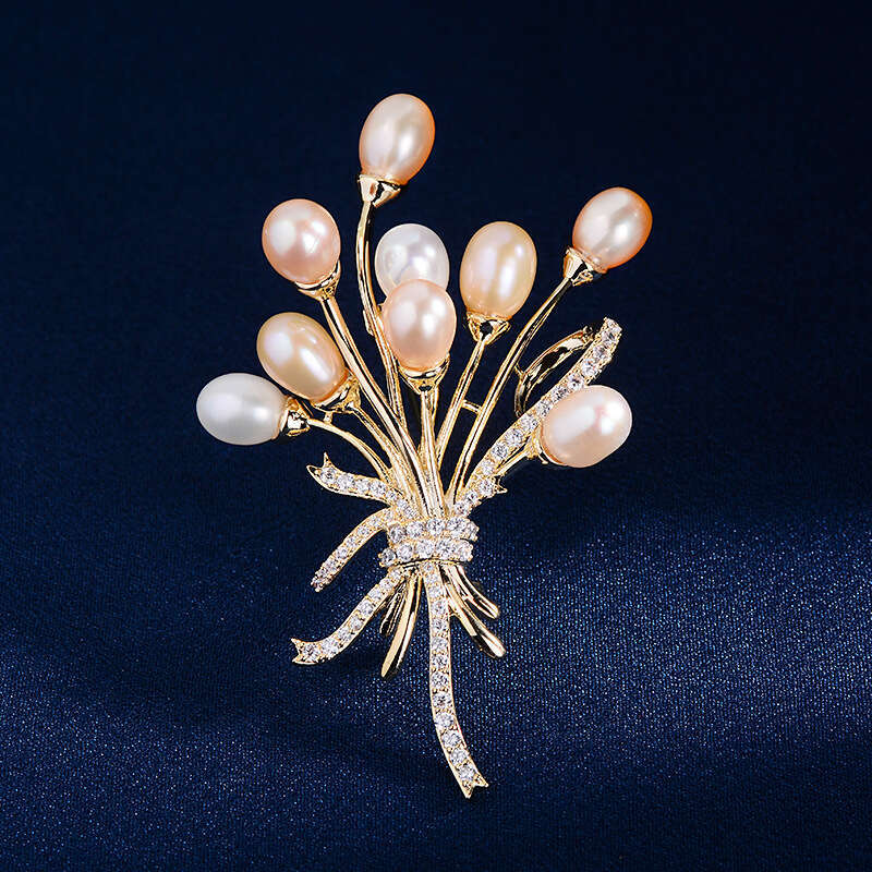 Luxury Fashion Designer style Letter Brooches Women Wedding Sweater Suit Collar Pin Brooche Crystal Rhinestone Geometric Round Brooch Jewelry gifts