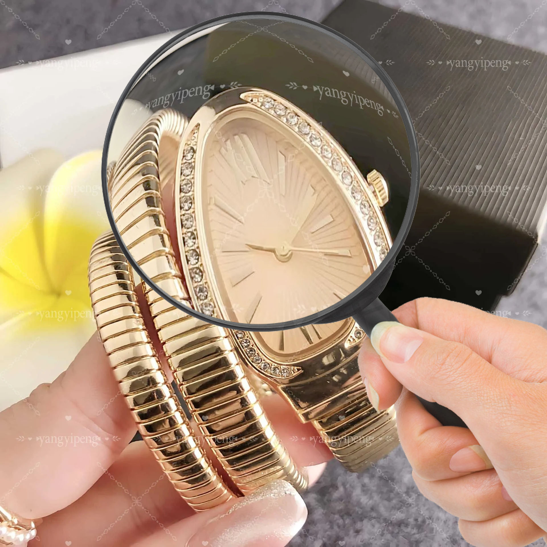Designer brand luxury watchsnake head watch ladies bracelet watch snake watch quartz watch personalized stacking watch