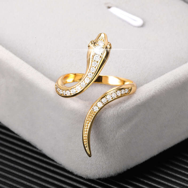 Light luxury temperament ring fashion personality snake ring bracelet two-color electroplating 18K gold ring micro-inlaid zircon jewelry ring Unisex r
