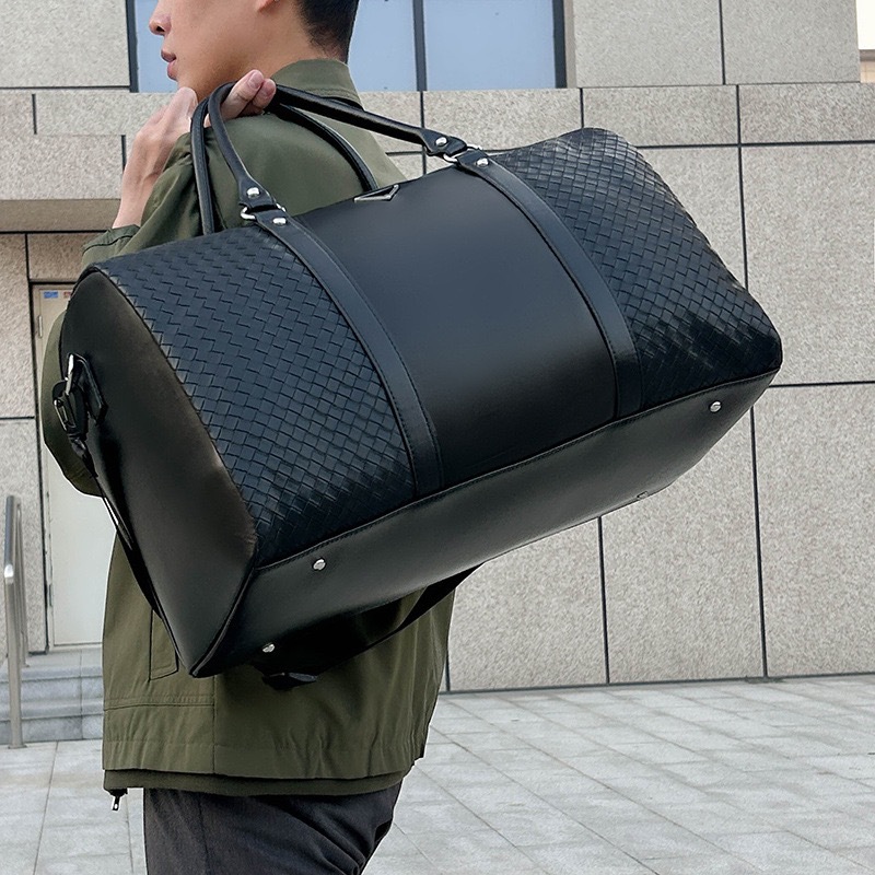 Designer new travel bag male large capacity duffel bag fitness bag handbag single shoulder cross body backpack business trip 2025s hot