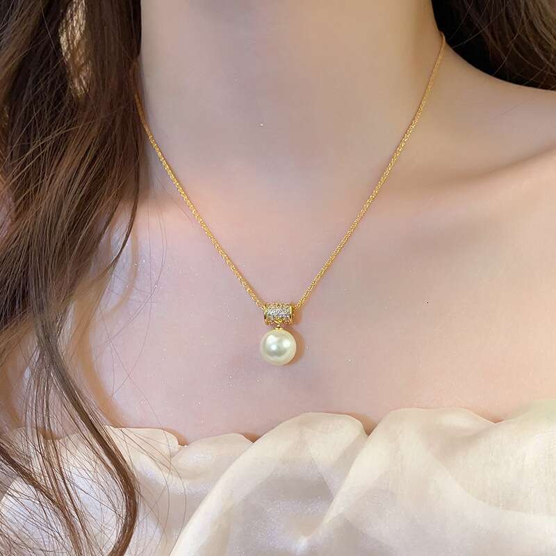 18K Gold Plated Necklaces Luxury Necklace Fashional Pendant Necklace Wedding Party Jewelry Flowers Full Diamond Pendant