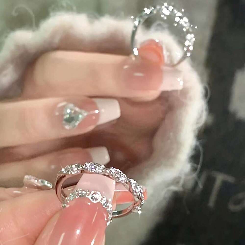 Lily of the valley butterfly ring Xingguang Emerald Cut Gold Lab Moissanite Dia Ring Engagement Anniversary Wedding Fine Jewelry