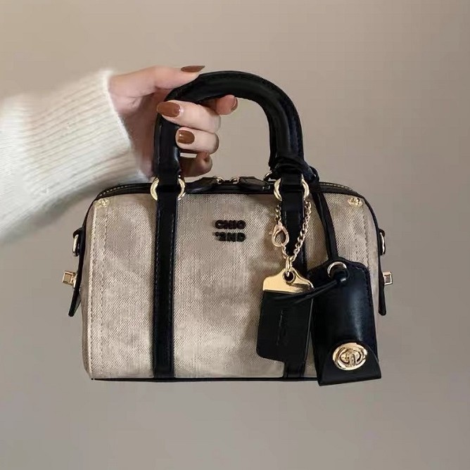 Free delivery designer bags Boston bag Pillow bag women new versatile handbag single shoulder crossbody bag Satin