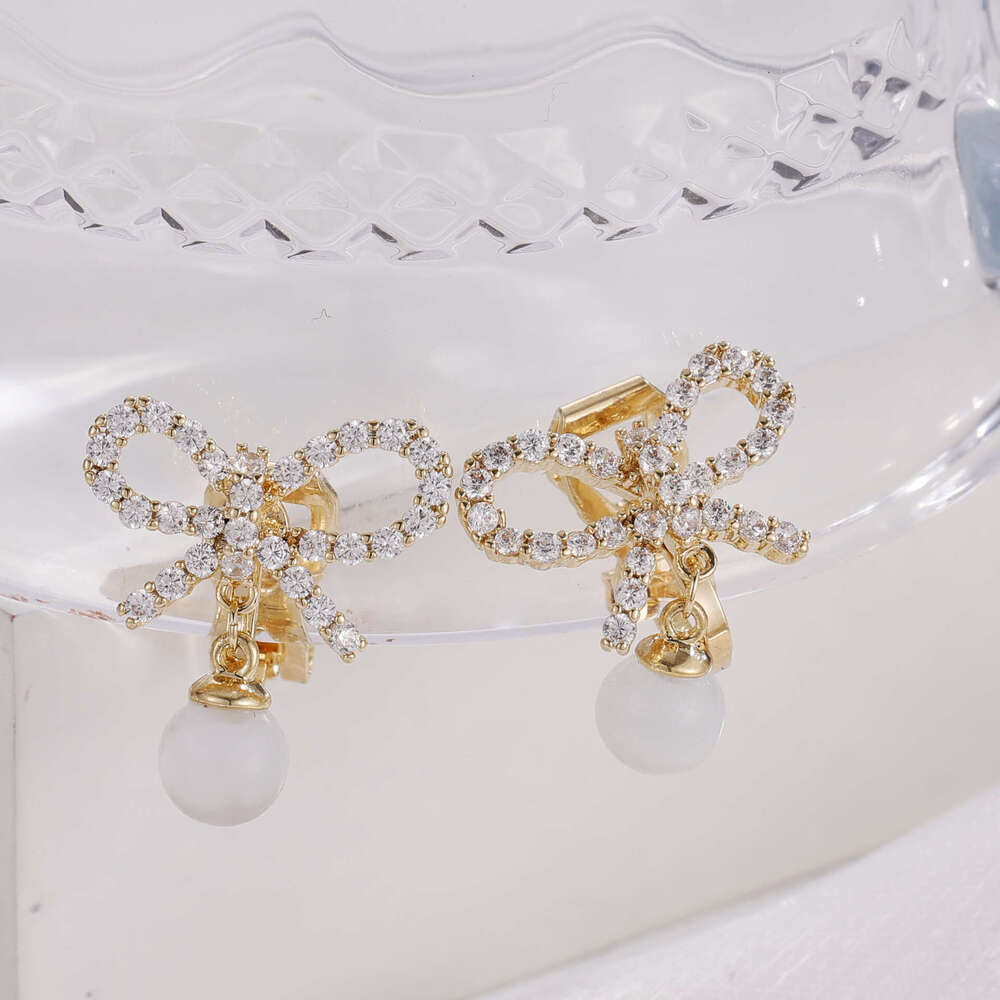 boucle d oreille luxe Butterfly Bow Cats Eye Zircon Ear Clips luxury jewelry for Women Sweet Light Sense Elegant NonPierced Earrings High School Stude