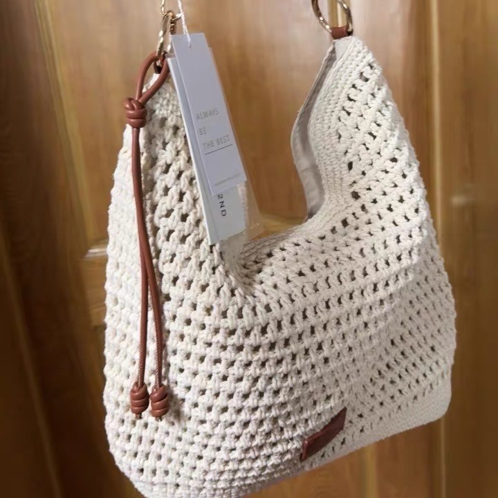 Free delivery designer bags Boston bag Pillow bag women new versatile handbag single shoulder crossbody bag Elegant