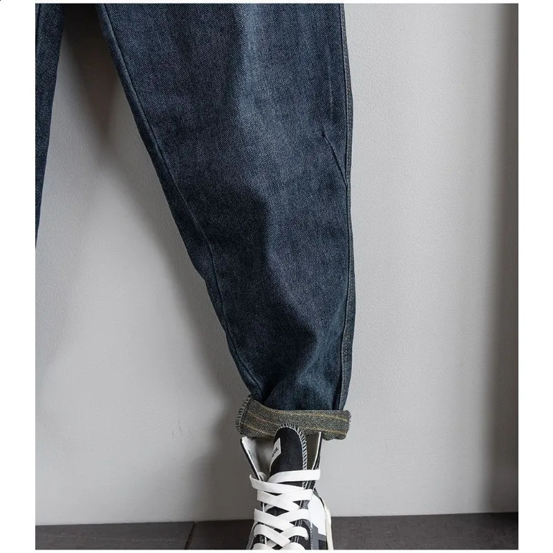 Spring Autumn Korean Clothes Man Mens Jeans Loose Elastic Casual Feet Harem Cargo Tapered Pants Trousers for 250823