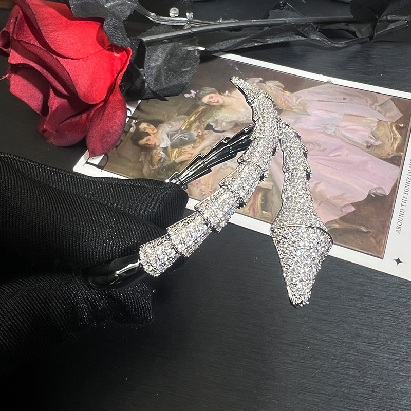 Free shipping designer jewelry Bao Series Spirit Snake Full Diamond Jewelry Set High-end Fashion Ins Hot-selling High-end Snake Necklace Earrings