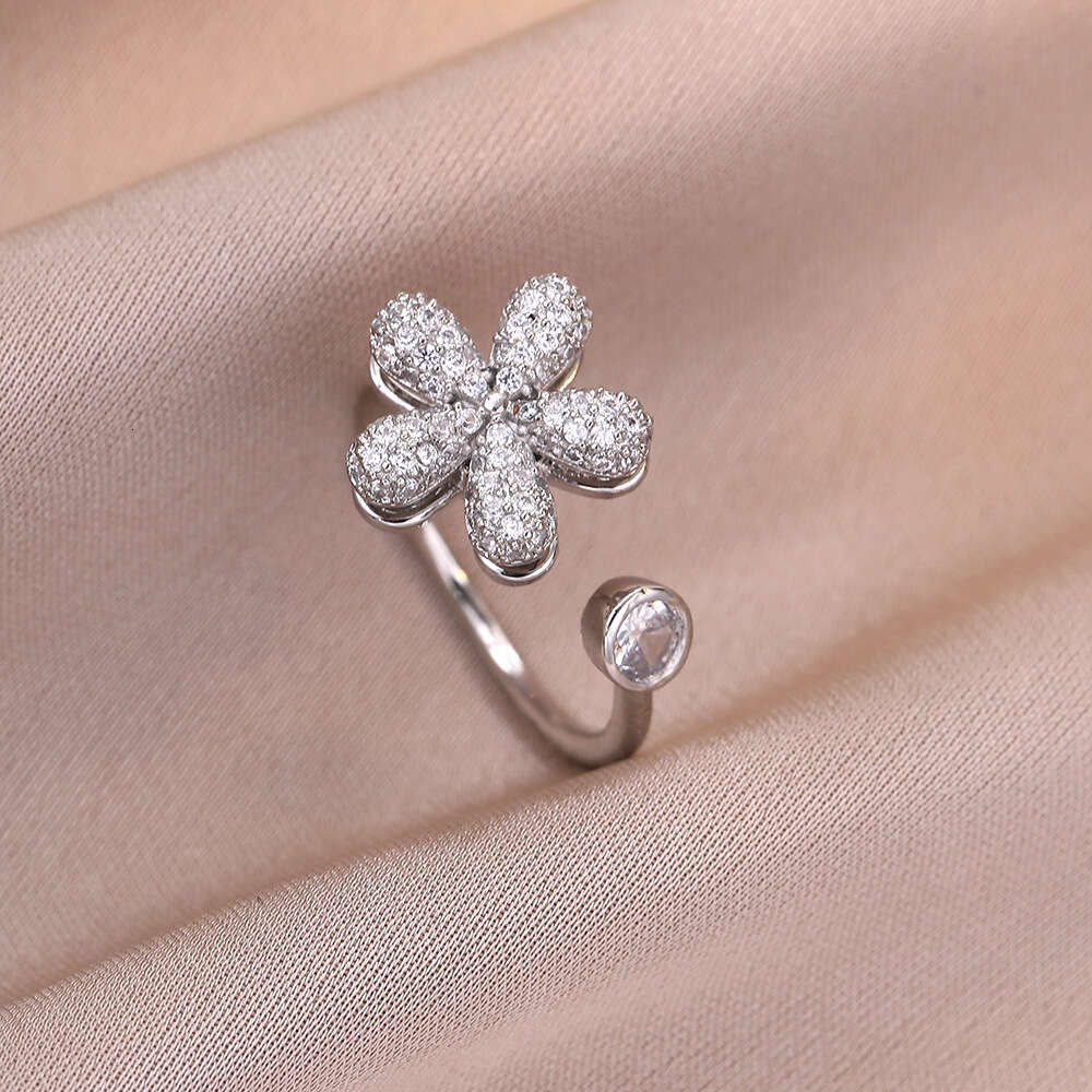ring women high-quality Clover ring fashion women gem ring mother of pearls ring Jewelry Temperament rings Optional Gift Box