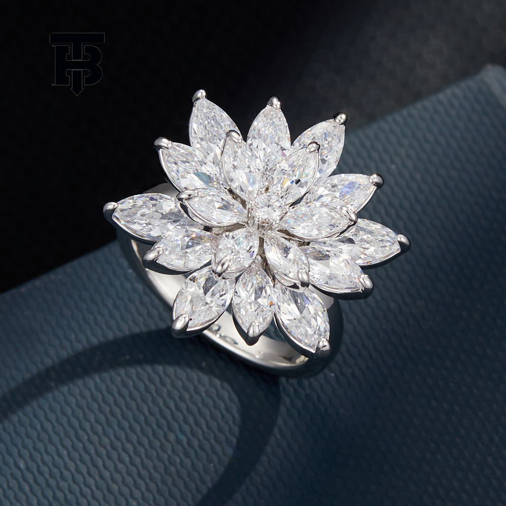 TB BHULAMTE Fashion Lightweight Women's Snowflake Open Ring Super Shining Designer New Crystal Flower Ring High End Accessories Gift Free Shipping