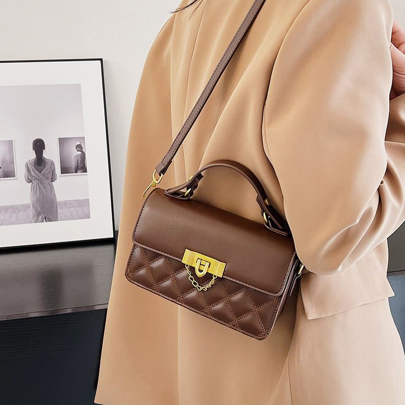 2025 New Women's Crossbody Designer Bag Bag Autumn Versatile Fashion Handbag Quilted Small Square Bag Luxury Bag High-end Small Tote Bag