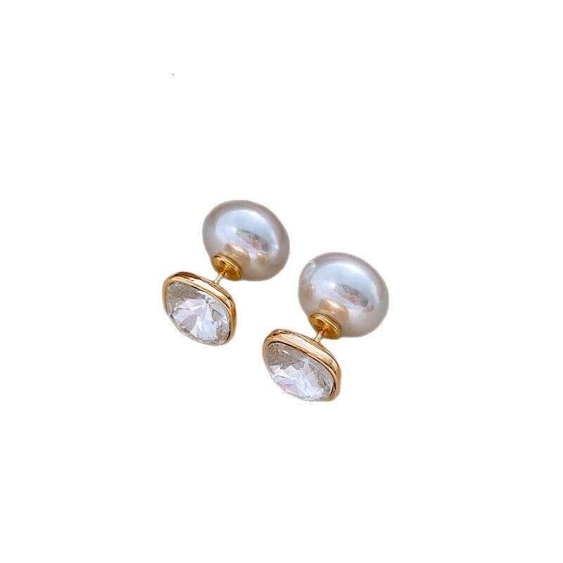 luxury high end earrings for women super fairy pearl flower earrings Real gold electroplated silver needles fashion temperament earrings light