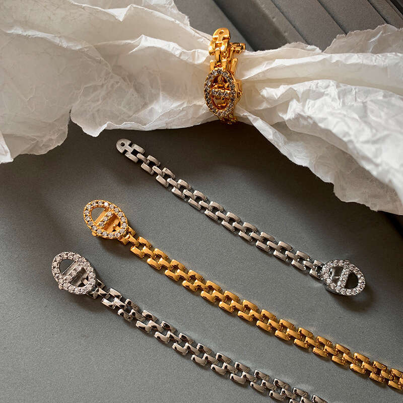 luxury jewelry fashion Women Designer Jewelry Lady Rings Highly Quality Rings Top Quality Extravagant Simple heart Love Ring 3 Colors Stainless Steel 