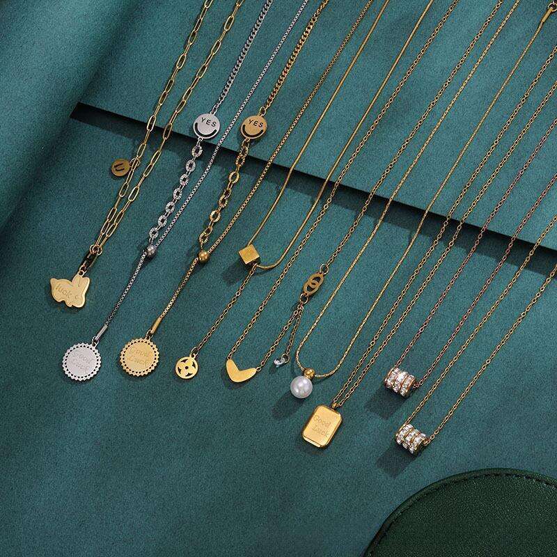 Light luxury Elegant pearl necklace Collarbone Chain New Titanium Steel Necklace for Women Niche Versatile Simple Personality Temperament Jewelry Tren