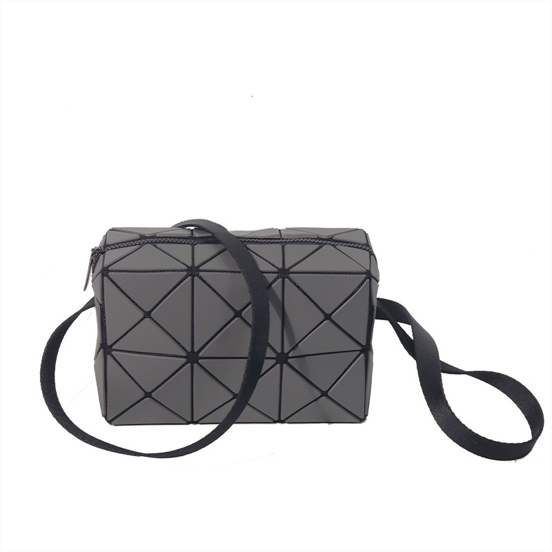 2025 New Quilted Bag Cupid Box Luxury Bagdesigner Free Shipping Bag Crossbody Bag Geometric Mini Small Square Bag Pillow Shoulder Bag Supply