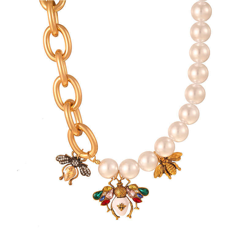 Pearl chain Classic Pendants Necklaces Choker Chain Jewelry Accessories Gold Plated Stainless Steel Crystal Round Pendant Necklace