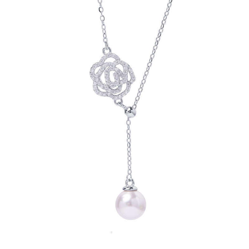 light luxury niche pearl ladies small fresh Fashion camellia white rose necklace sweet rose flower collarbone chain pendant gift