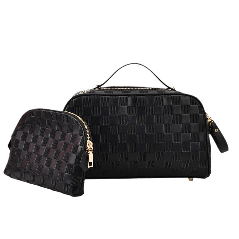Luxury Brand Designer Bag Makeup Bag Trendy Checkerboard Large Capacity Simple Style Mother-Daughter Storage Bag Toiletry Bag Handheld Wash Bag
