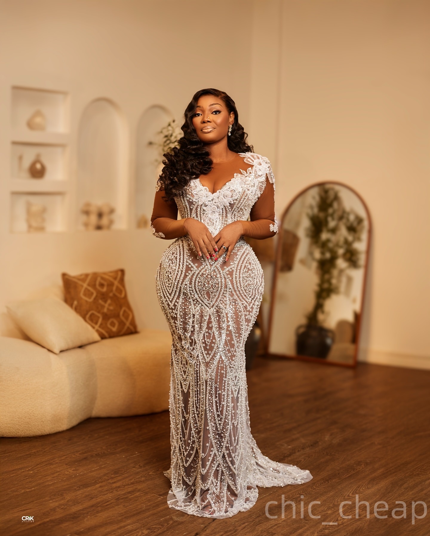 2025 Aso Ebi Plus Size Ivory Mermaid Wedding Dress Sheer Neck Long Sleeves Lace Illusion Vintage Bridal Gowns Dresses ZJ0686