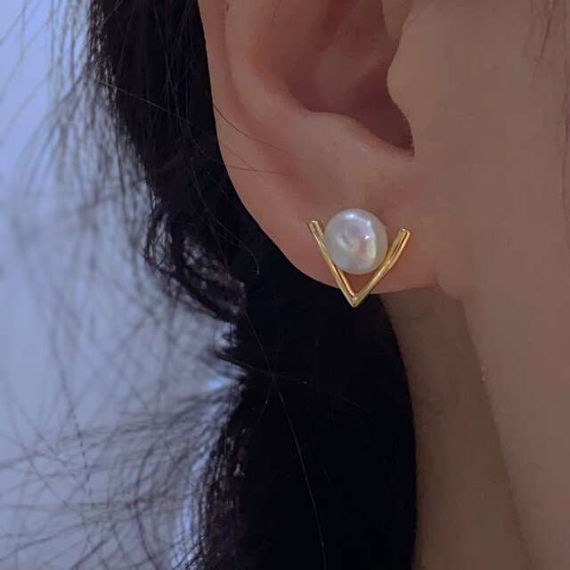 Elegant Freshwater Pearl Camellia Flower Stud Earrings Fashion Wedding women Luxury Diamond Zircon Stud Ball Pearl Earring Jewelry Nice Gift