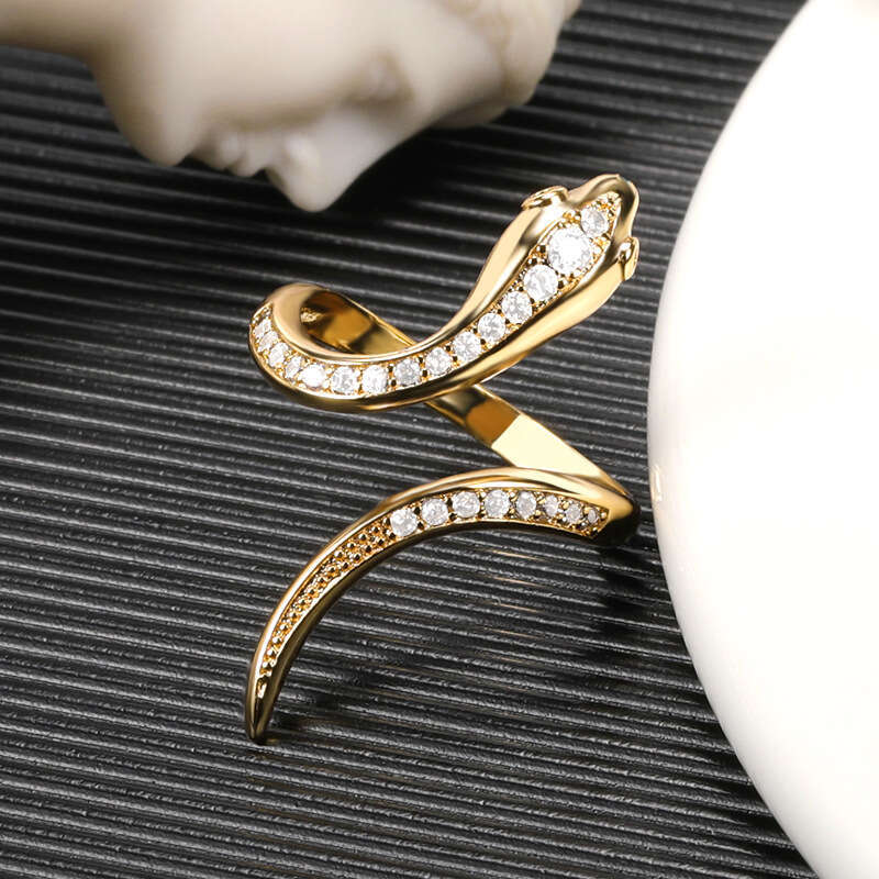 Light luxury temperament ring fashion personality snake ring bracelet two-color electroplating 18K gold ring micro-inlaid zircon jewelry ring Unisex r