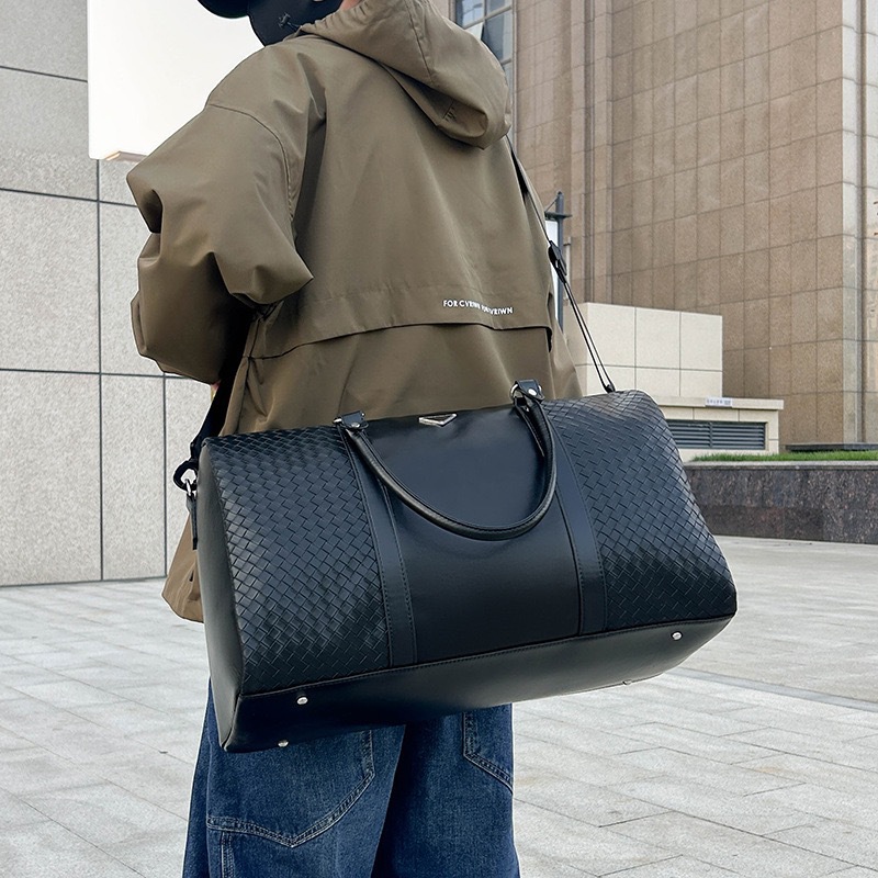 Designer new travel bag male large capacity duffel bag fitness bag handbag single shoulder cross body backpack business trip 2025s hot