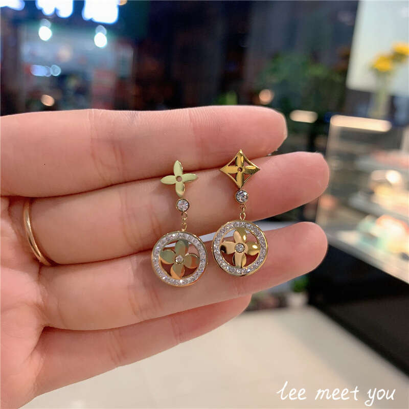 luxury earrings Vintage Clover Ear Stud Gold Plated Stainless Steel Drop Earrings Luxury Designer Fashion Women Wedding Party Jewelry High Quality