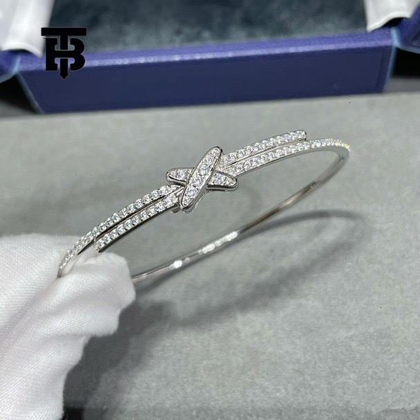 TB BHULAMTE New Four Leaf Clover Women's Cross Bracelet European And American Full Diamond High-end Fashion Accessory Free Shipping Luxury Temper