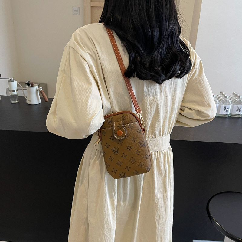 Vintage Shell Bag Old Designer Bag Flower Bag Women's 2025 New Fashion Niche Phone Bag Luxury Bag Lightweight Mini Shoulder Bag